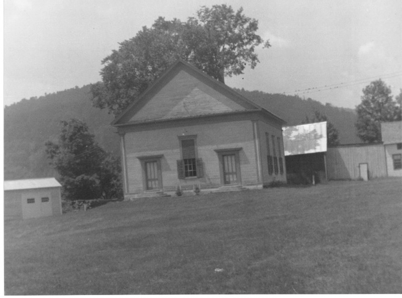 When built in the early 1800’s this was known as the Union Church. The Universalist church of Stockbridge, located at Stockbridge village, was organized by its first pastor, the Rev. Moses Marston, with thirty-one members, March 13, 1867. Their house of worship is the Union church, built in 1836, and they also own an interest in the Union church at Stockbridge Common. The society now has fifty-seven members, under the pastoral charge of Mrs. Ruth A. D. Tabor.     (Child’s Gazeteer 1884)